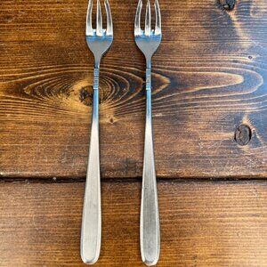 Oneida vintage Northland Japan Cocktail Forks 2 Seafood Oyster Stainless forks
